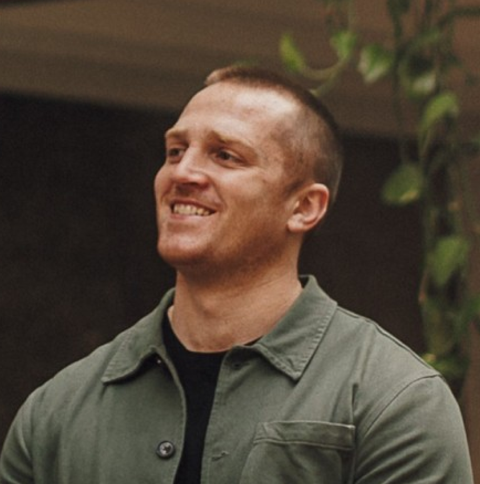 headshot of Taos Edmondson