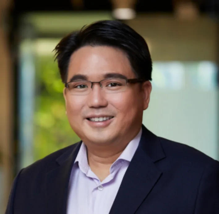 Headshot of Dominic Ong, CFO and head of strategic partnerships at Endowus.
