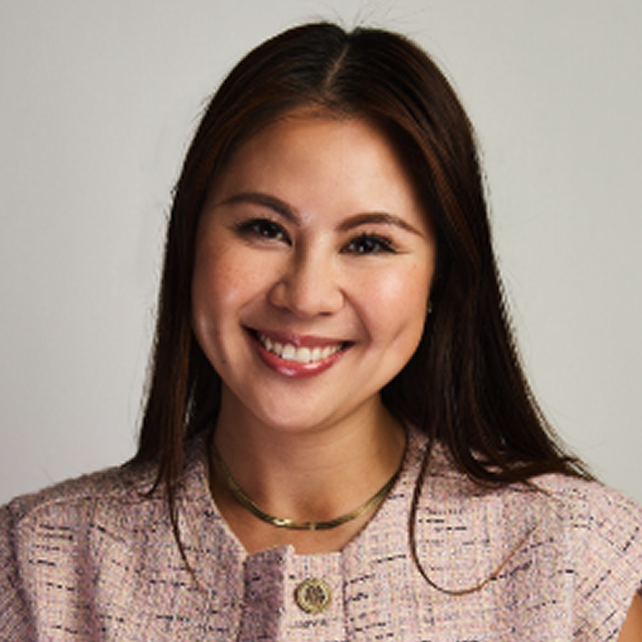 headshot of Flora Tsui