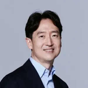 Headshot of Jeffrey Lee, Managing Director & CFO at Northern Lights Venture Capital.