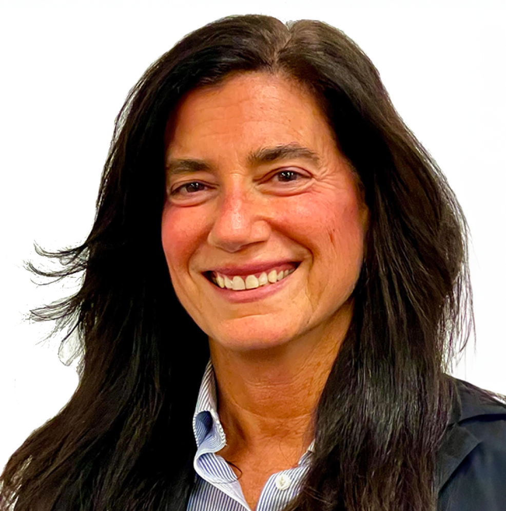 headshot of Deena Seelenfreund