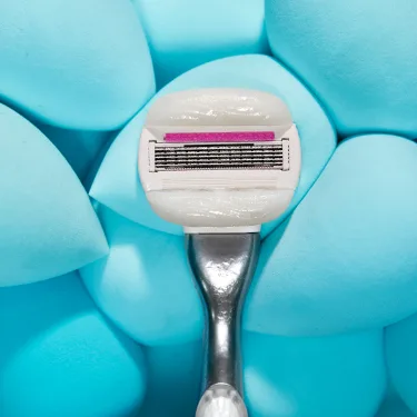 La technologie SkinCushion™, Lames Comfortglide avec Olay Sugarberry