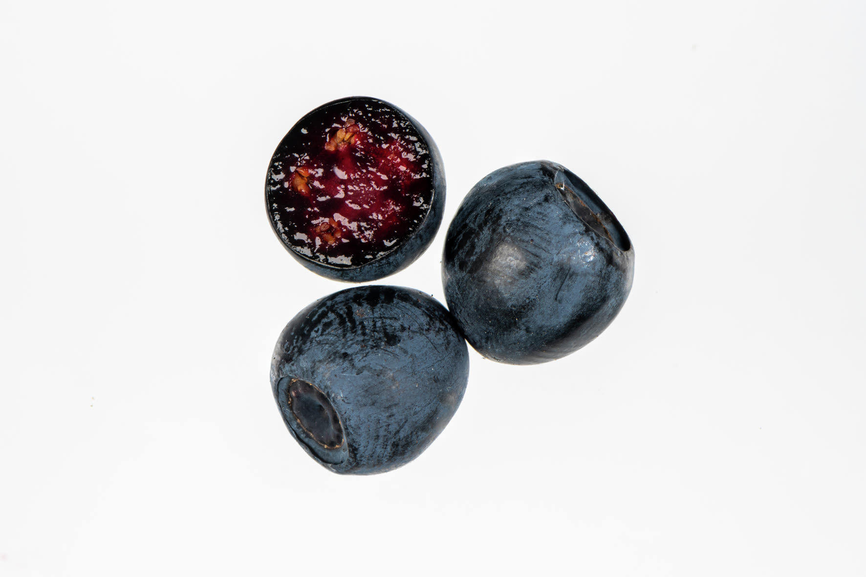 New Zealand researchers lead world-first sequencing of bilberry genome