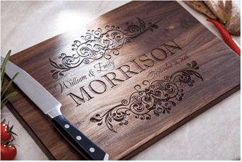 Picture of a personalised kitchen cutting board