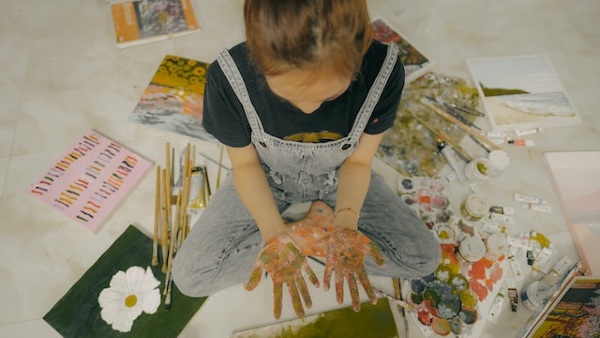child at craft party