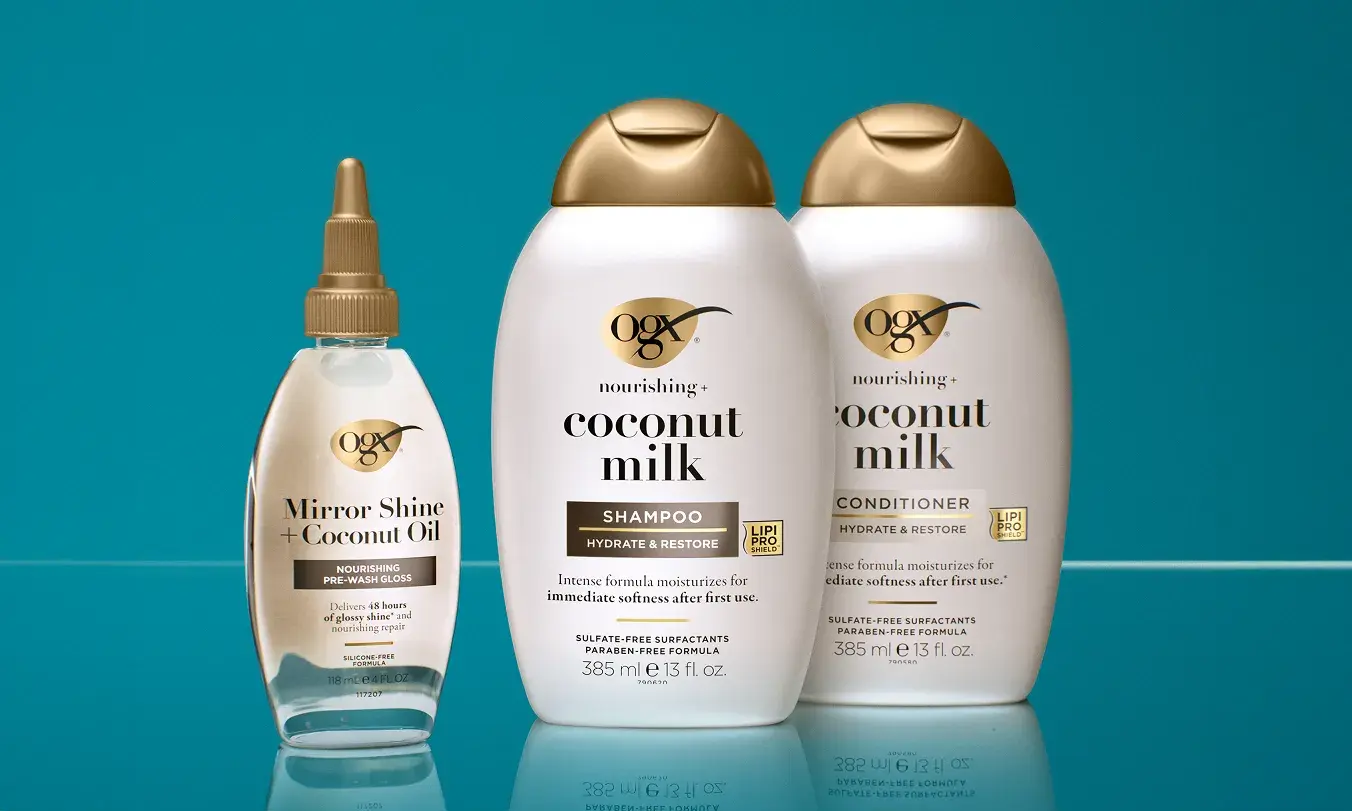 3 steps to nourished glossy hair: 1 Pre-wash Gloss 2 Shampoo 3 Condition