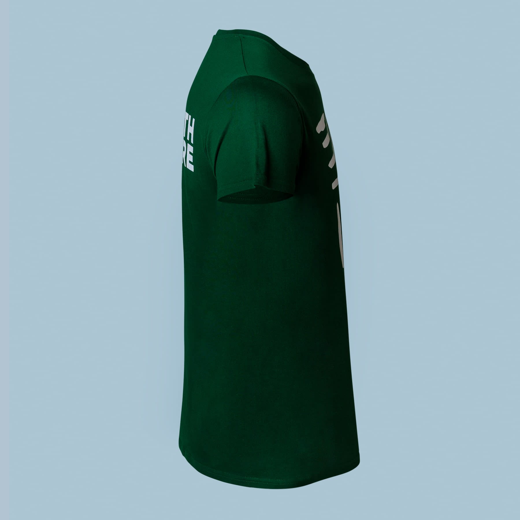 Duurzaam-basic-slim-fit-zijaanzicht-min