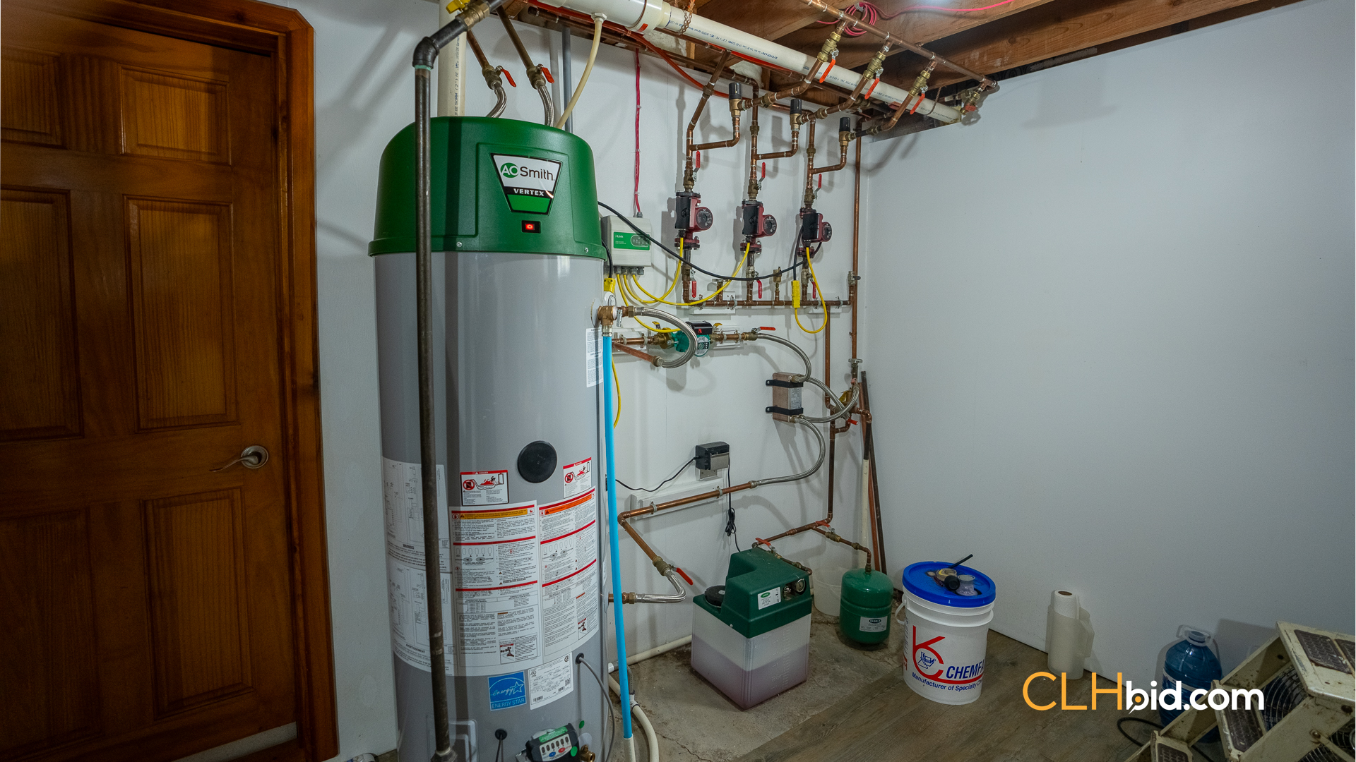 Web-MegaFortyMileInterior-15