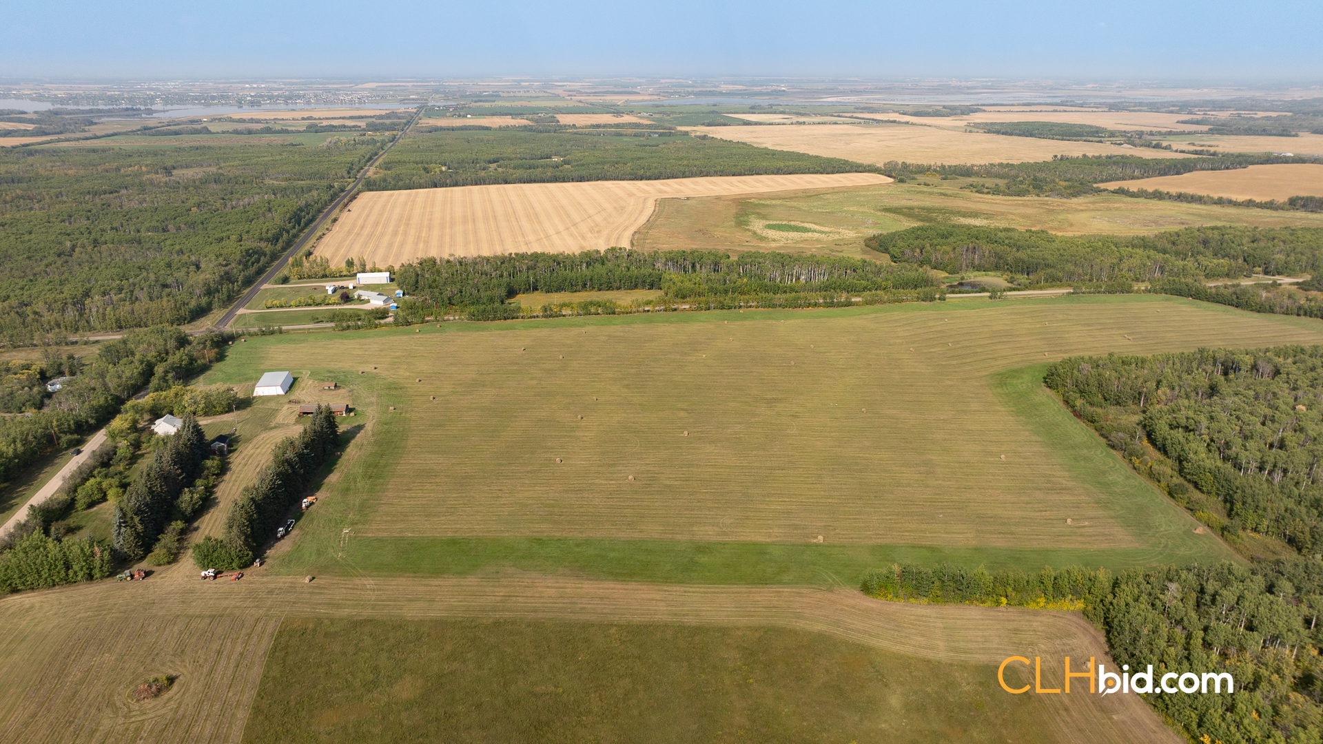 Web-SmallTownCharm-18