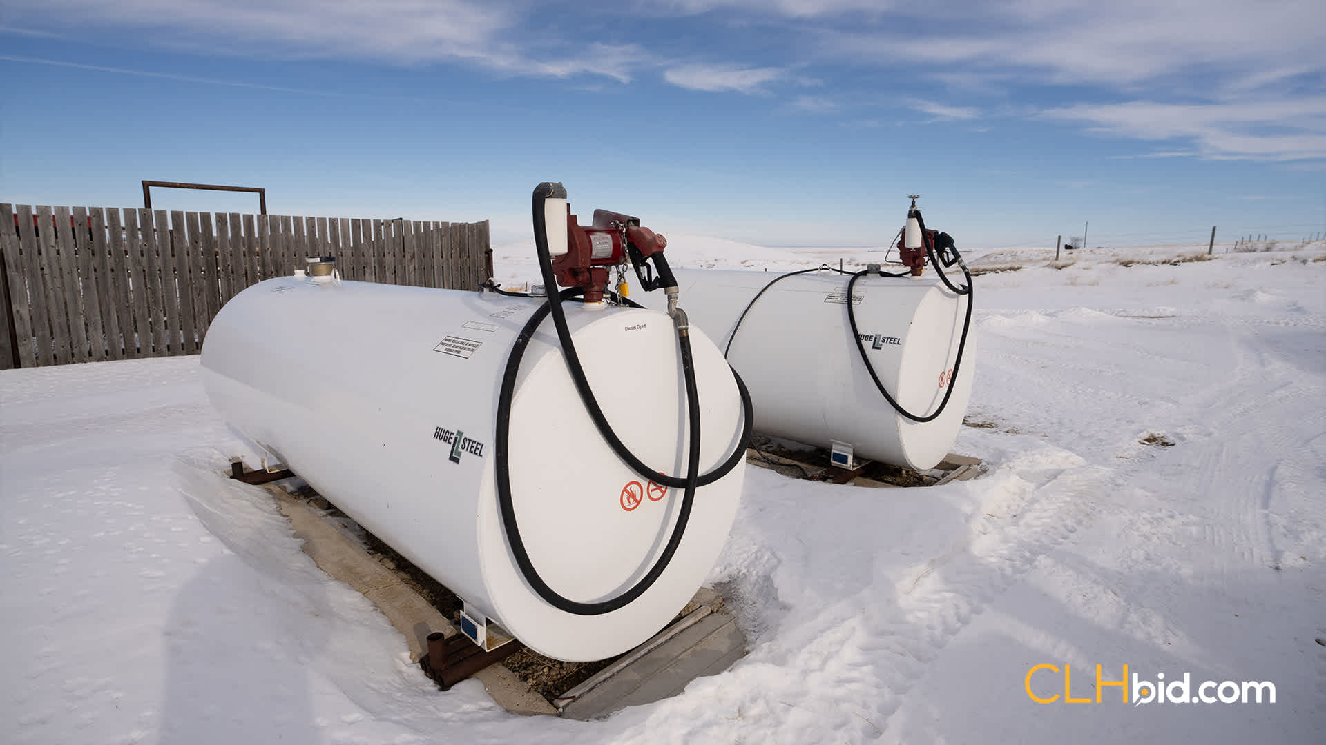 FUEL-TANKS