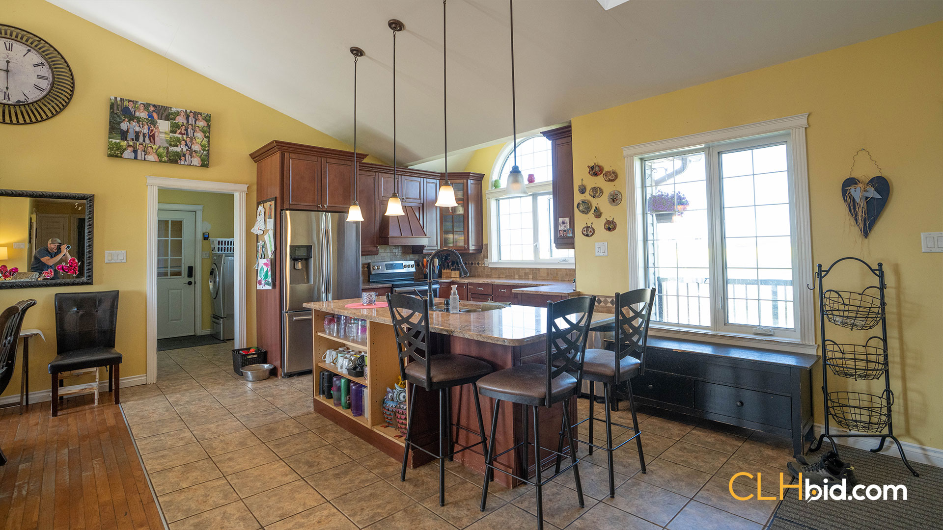 Foothills-Headliner-INT-8