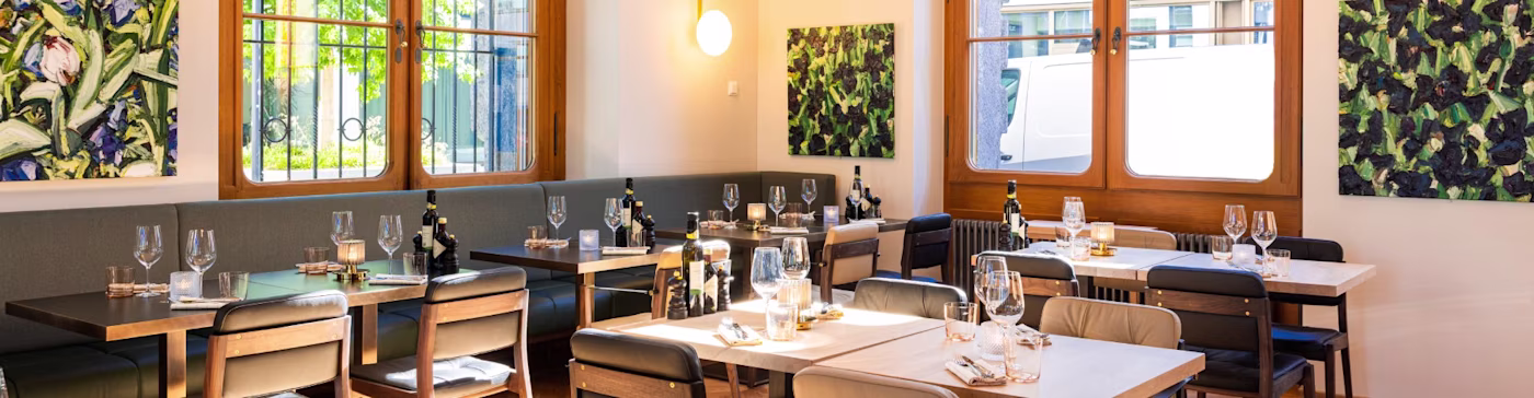 Più Zug Header Interieur