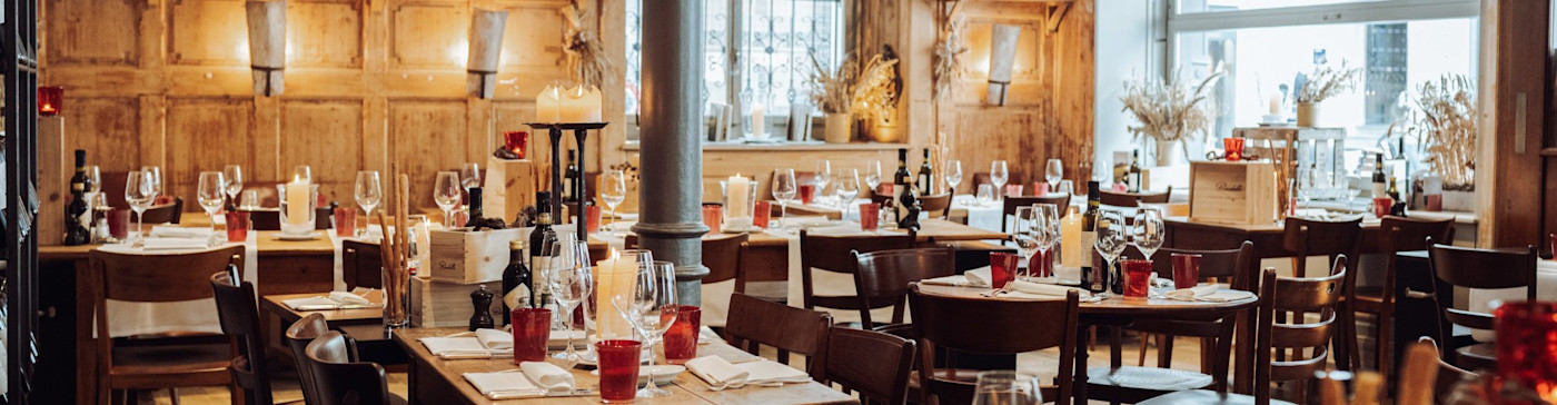 Ristorante Vallocaia Header Interieur