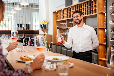 Più Bar Vino Schiffbau