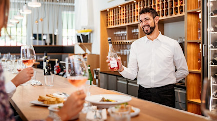 Più Bar Vino Schiffbau