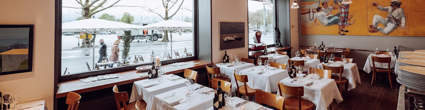 Santa Lucia Corso Header Interieur