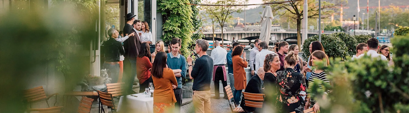 Bankette Header terrasse