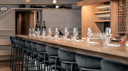 Più Bar Vino Europaallee