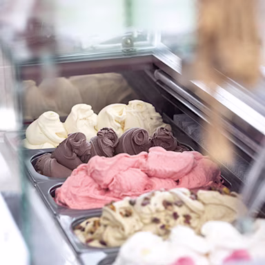 bindella-weinshop-ueber-uns-nachhaltigkeit-lebensmittel-mehr-gelati-weniger-treibstoff-nb3