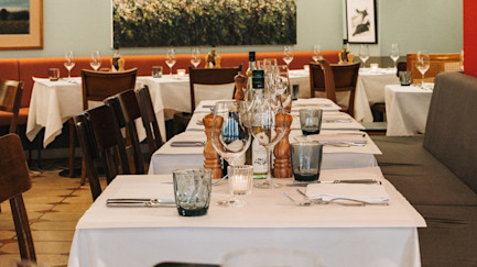 Santa Lucia Paradeplatz