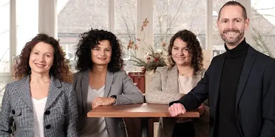 bindella-wein-vinoteca-zuerich-team-2023-equ