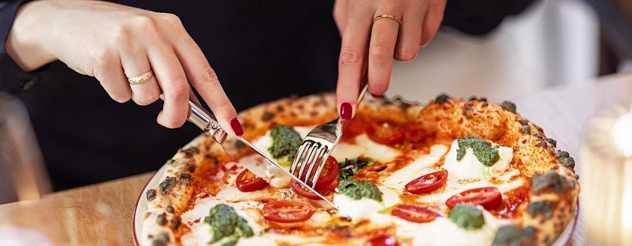 bindella-weinshop-weinempfehlungen-wein-und-essen-chianti-classico-pizza-napoletana-nblog