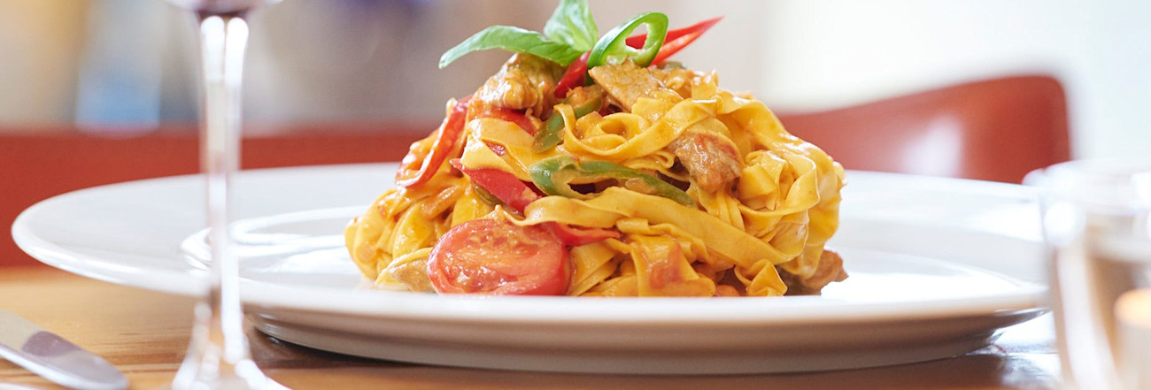 Servierte Tagliatelle alla calabrese