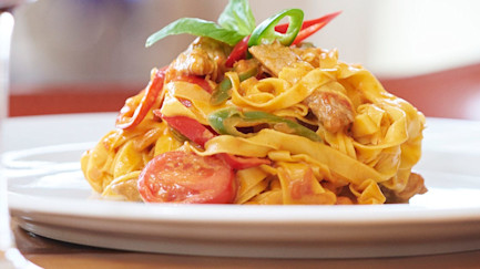 Servierte Tagliatelle alla calabrese