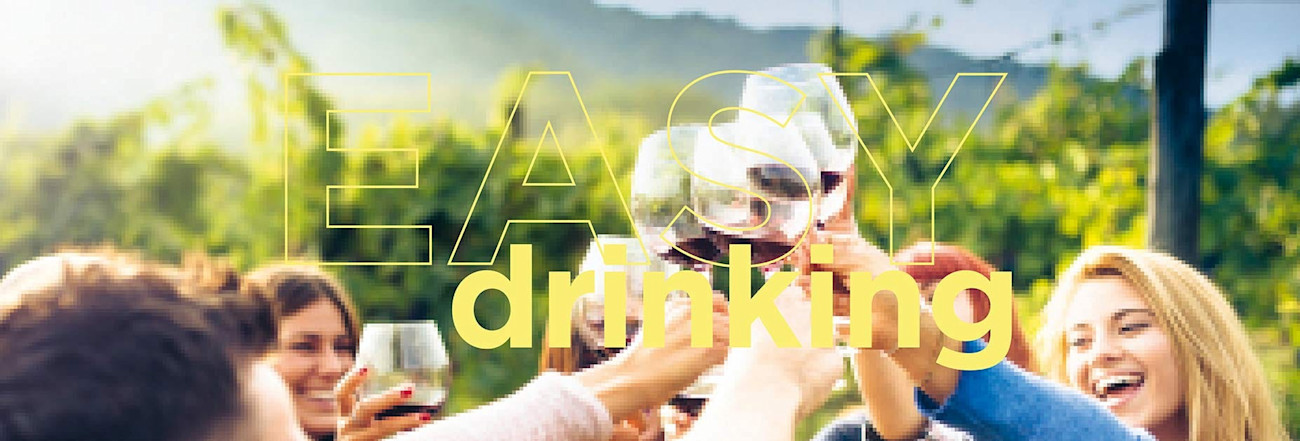 Schriftzug «Easy drinking»