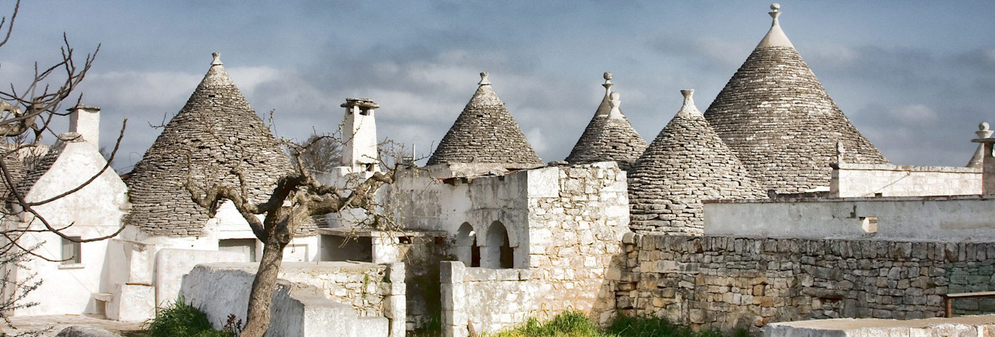 Typische weisse Häuser in Apulien