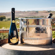 Spumante Col de'Salici gekühlt für den Genuss auf der Terrasse