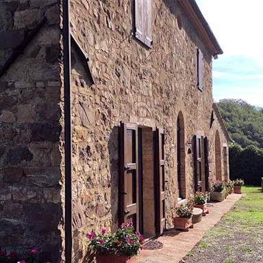 Steinhaus welches zur Tenuta Le Macioche gehört