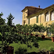 Historisches Haus auf dem Weingut von Eugenio Collavini