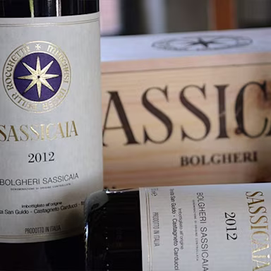 Sassicaia Weinflaschen produziert in der Tenuta San Guido in der Toskana