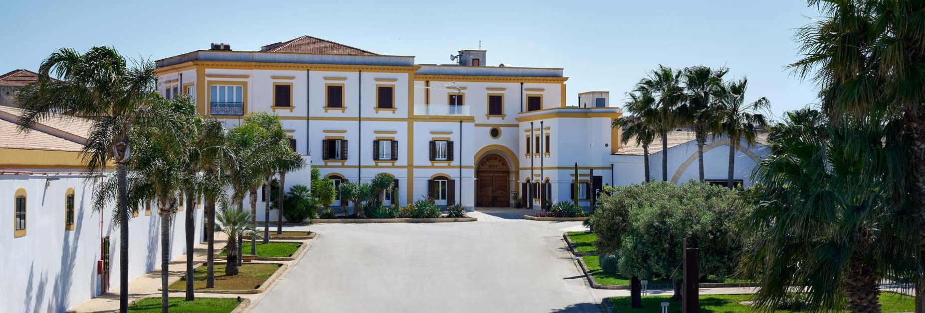 Blick auf die Cantine Florio in der Hafenstadt Marsala