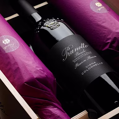 Verpackte Flaschen Vigna Colonnello vom Weingut Prunotto, welches zur Familiendynastie Antinori gehört