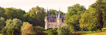 Der Hauptsitz des Weinguts Domaine de Ladoucette ist ein wunderschönes Schloss
