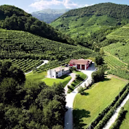 Das Weingut Merotto inmitten der Rebbergen im Valdobiadene