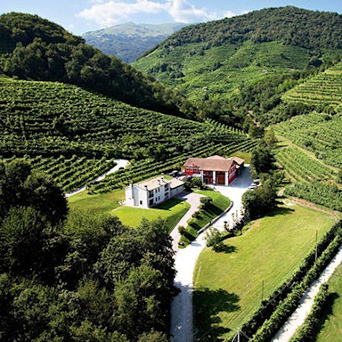 Das Weingut Merotto inmitten der Rebbergen im Valdobiadene