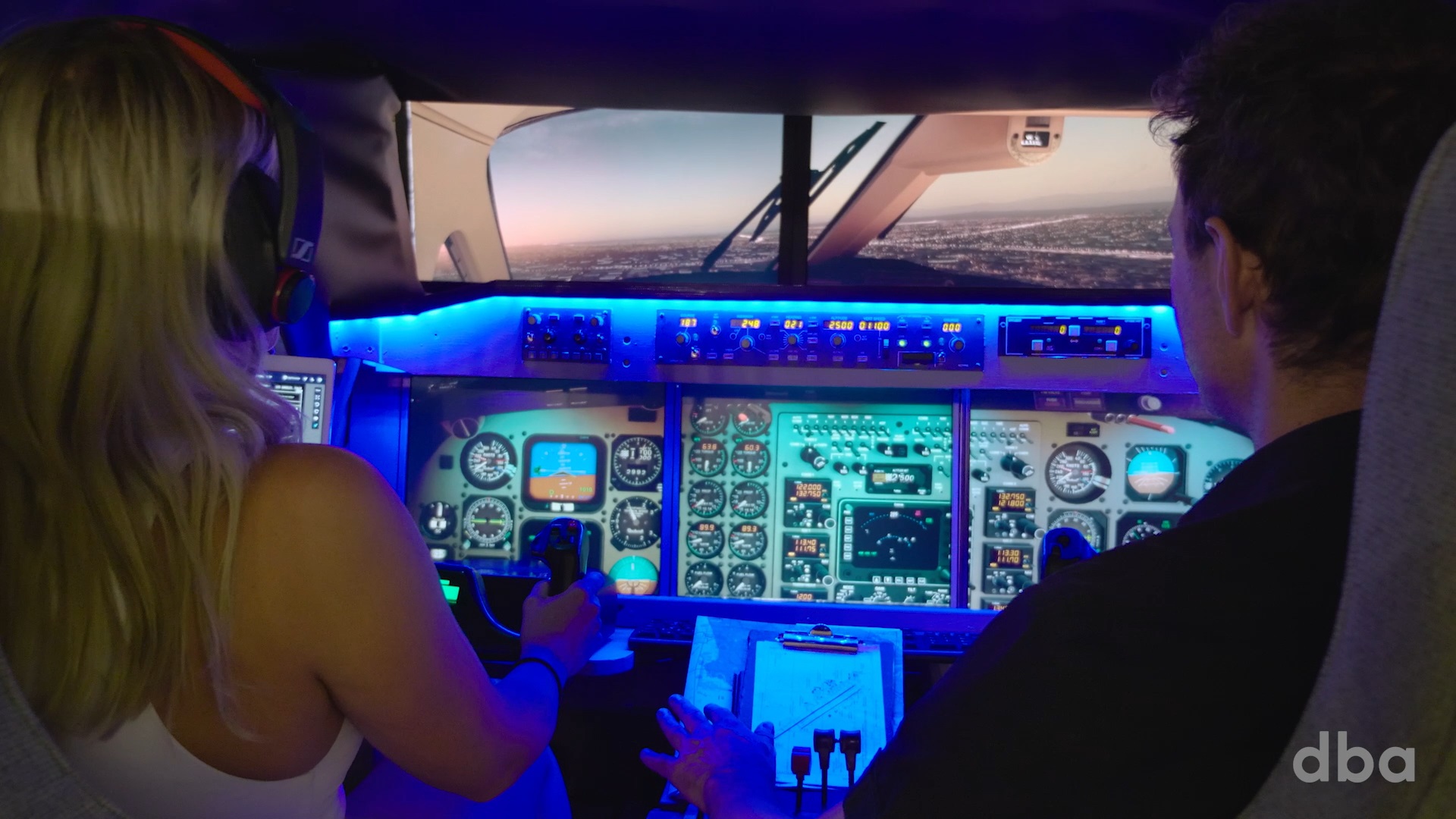 Unikt på DBA: Flysimulator med cockpit til salg på DBA