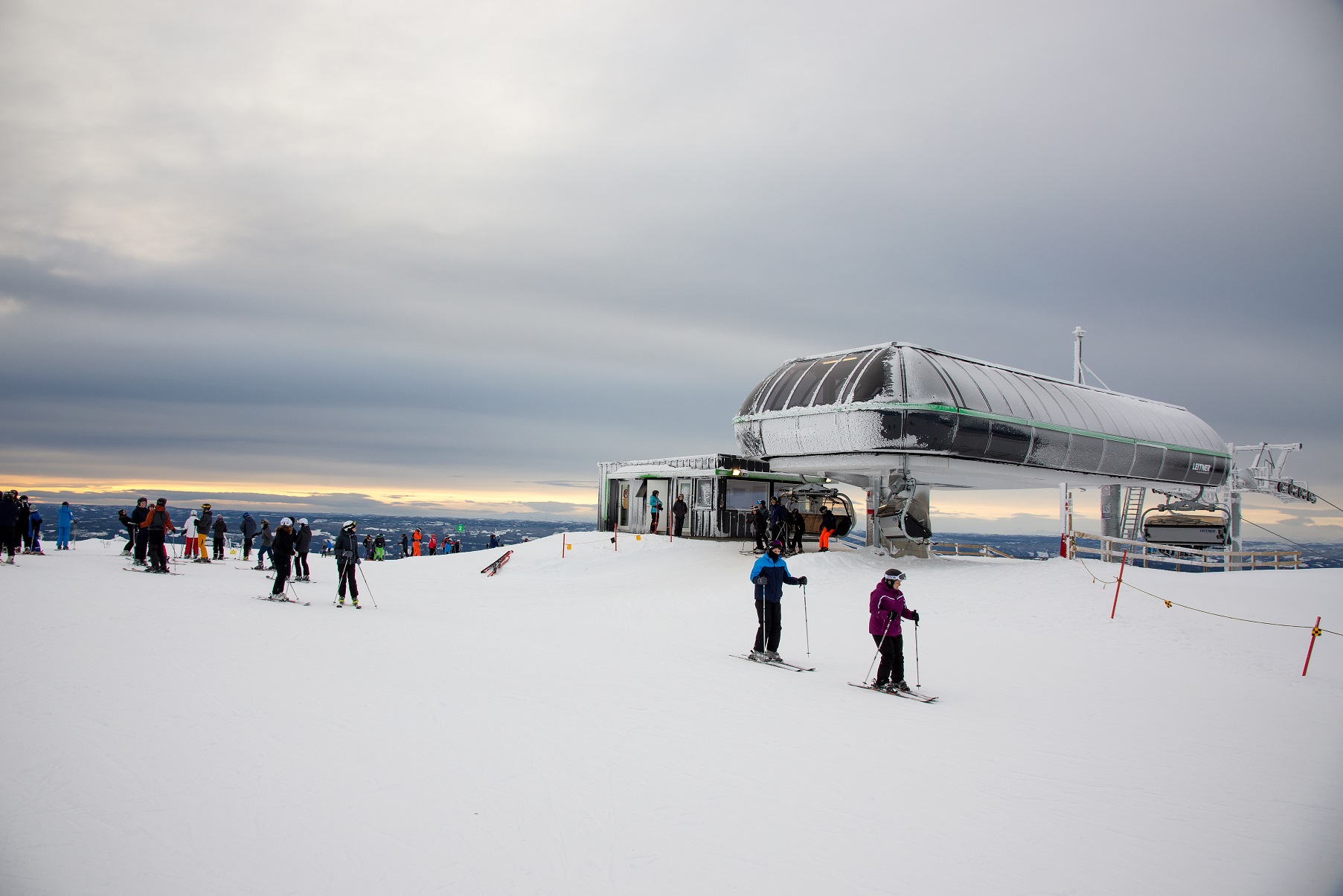 Så meget sparer du på at købe skiudstyret brugt