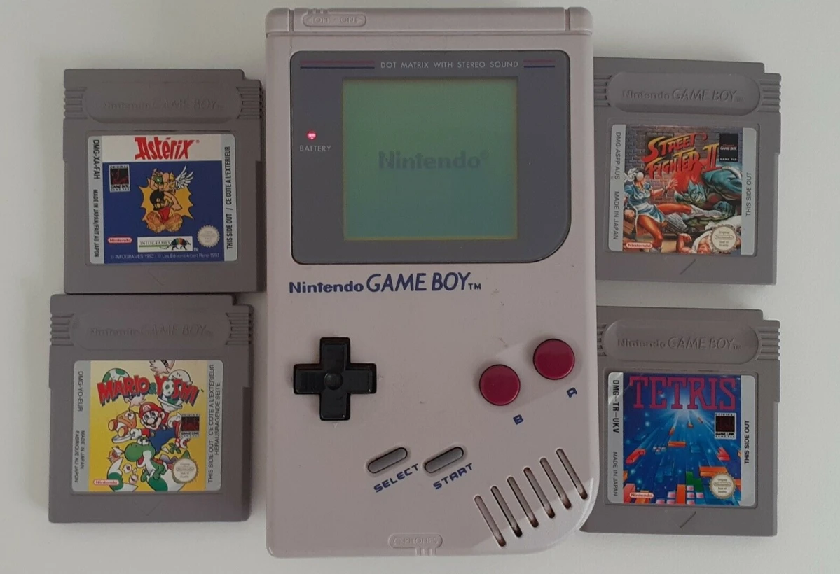 Fem spil, 500 kroner. Og nå ja, så får du da også lige en gammel Gameboy med i prisen. Det er det tilbud, DBA-brugeren Thi lige nu har til dig på DBA. Hun bor i Greve og skriver i annoncen, at alle spillene er actionspil.