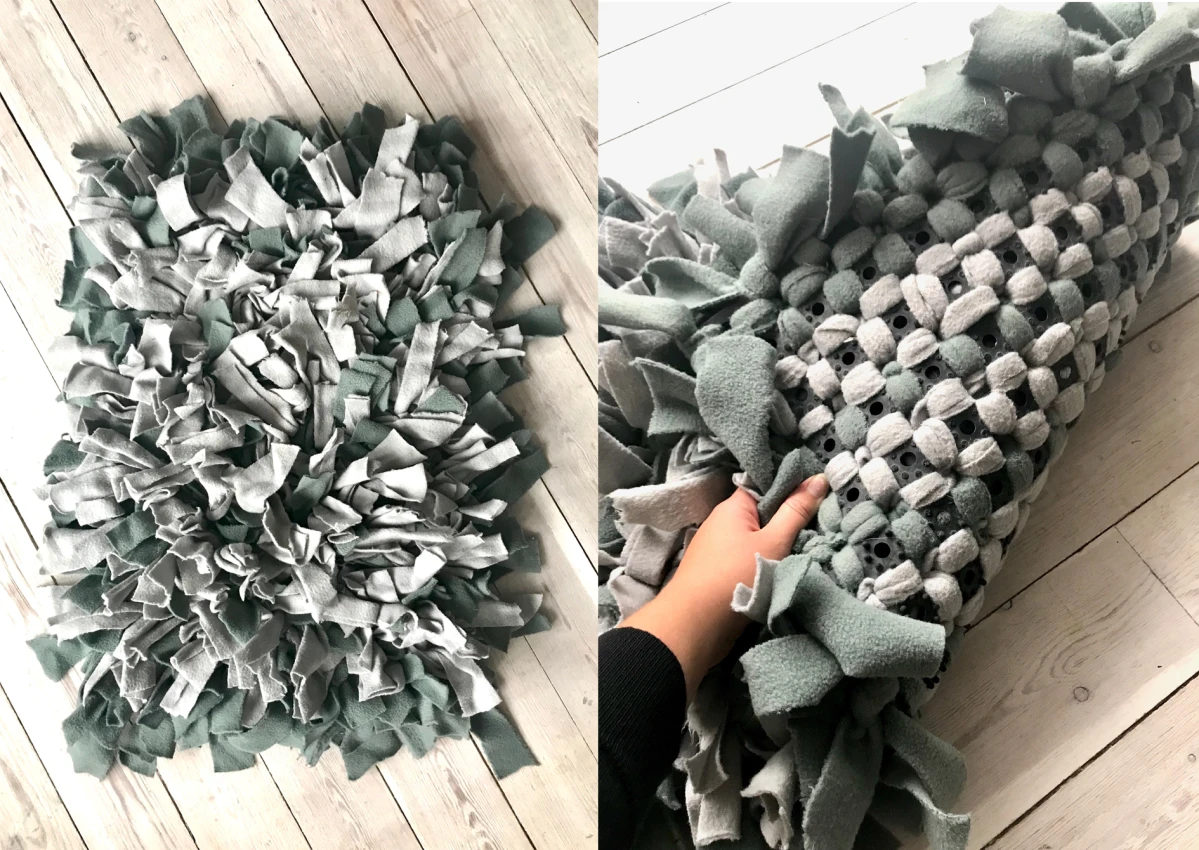 Her ses Chilis DIY-snusetæppe til hunden. Det består i alt sin enkelthed af 1 styk dørmåtte i gummi og et fleecetæppe klippet i stykker af 4x40 centimeter. Det hele naturligvis fundet brugt på DBA. Tæpperne fandt hun gratis.