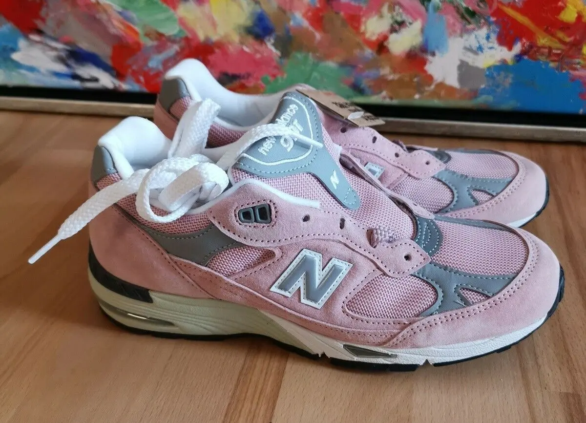 Disse New Balance 991 er et glimerende eksempel på ubrugte, hypede sko, der finder vej til DBA. Sælgeren skriver: 'Nåede at få fat i dem - men jeg skal bruge en str. 38'.