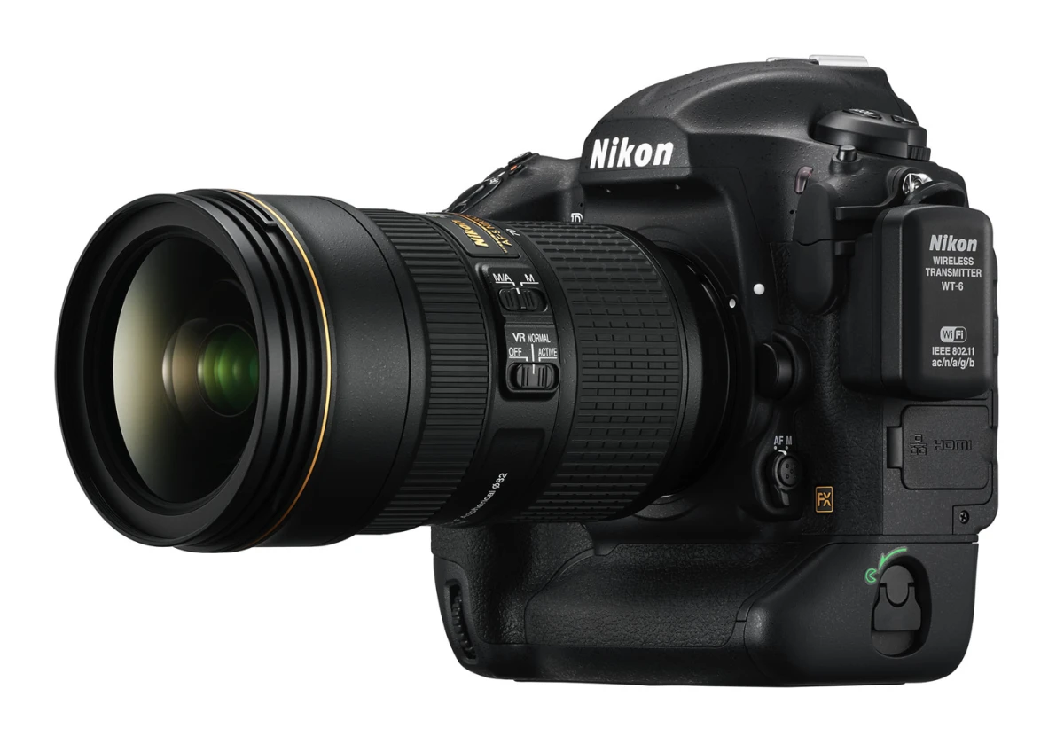 NIKON D5