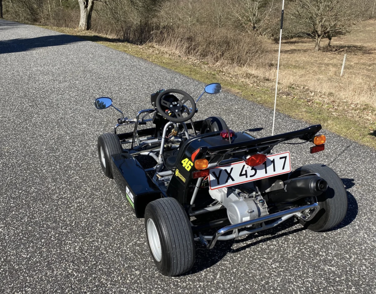 Det er ikke tit, man ser en gokart på nummerplader. Denne sælges af Mikael fra Skødstrup til 50.000 kroner.