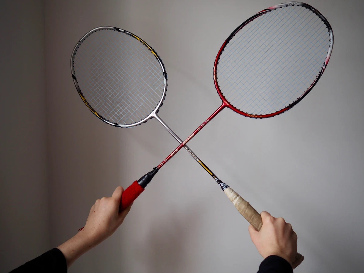 Badminton ketsjere! En Garde!