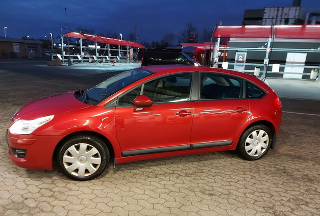 Hvis du har en Citroën, du gerne vil af med, så er det en god idé at sætte den til salg nu. I april sidste år, var dette bilmærke det mest trendende søgeord i forhold til i de øvrige måneder. Billedet her er taget fra DBA. Denne Citroën C4 er sat til salg af CK Auto i Helsingør, og koster 29.900 kroner.