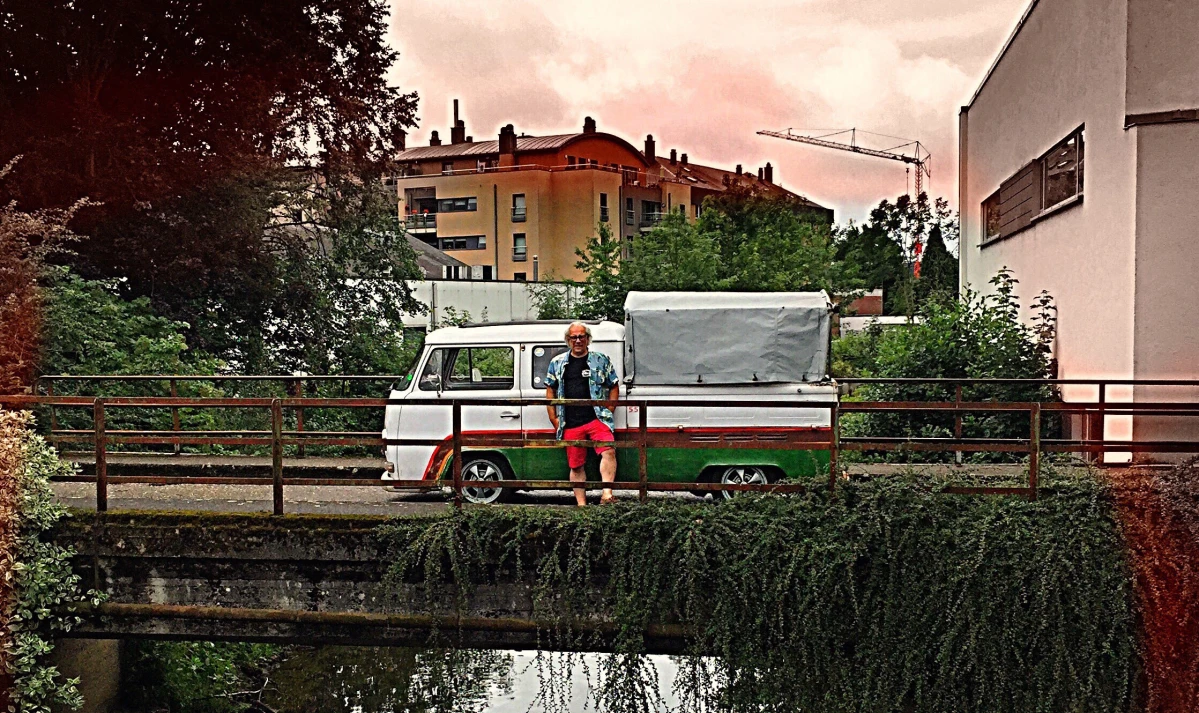 Rune faldt for den herlige og lidt rå Doka model fra VW, hovedsageligt fordi den er ret sjælden. Der findes ikke så mange tilbage i god stand. Det var nemlig en gammel ’arbejdshest’, men denemmer  af ferie, sol og sommer, synes han