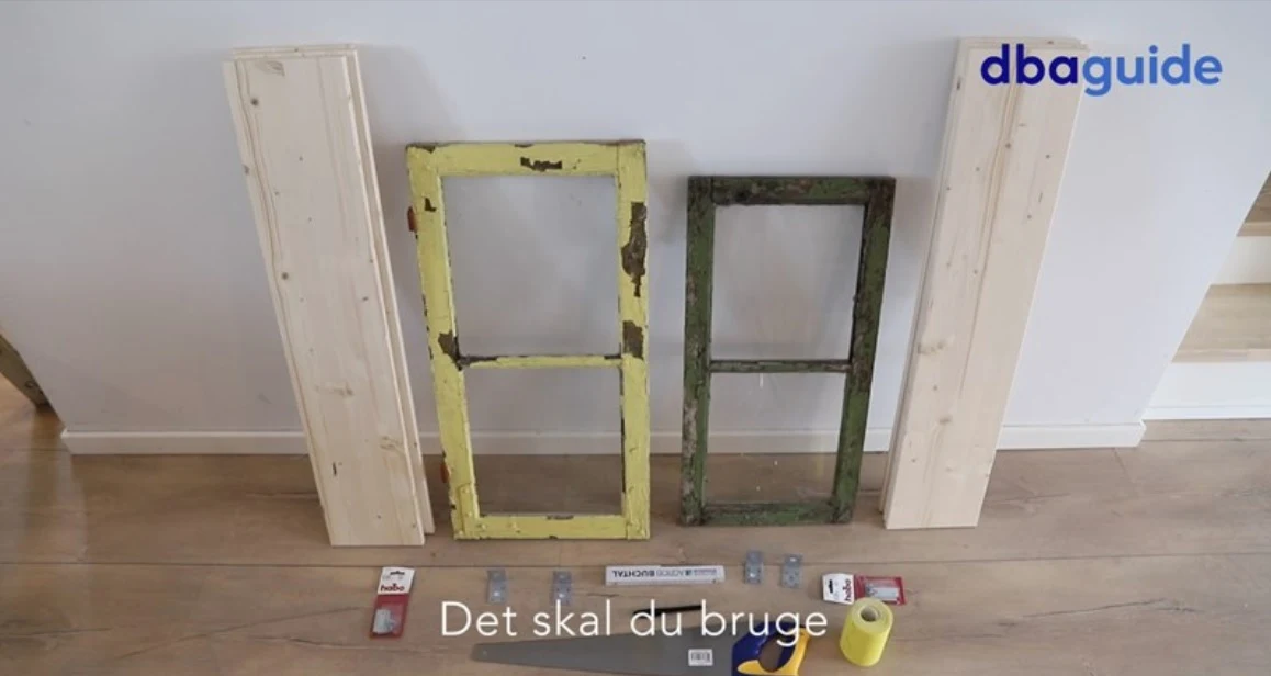 DIY: Sådan laver vi gamle vinduer til vitrineskabe